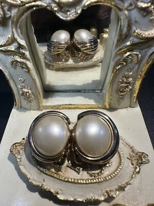 Pendientes. Raro y Firmado Panetta Imitación Perla Tono Dorado ¡Te encantarán! HE 37 - Imagen 1 de 7