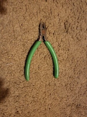 Xcelite Ms54-5J Electronic Cutters, Straight Diagonal, Tapered Head, Flush - Image 1 of 3