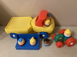 Vintage 1985 Little Tikes Truck 6 Chunky Tot People Figures One Tractor Seat inc - Picture 1 of 8