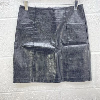 NEW LOOK BLACK LEATHER CROC MINI SKIRT STITCH DETAIL PU ZIP BACK Y2K UK 8 - Image 1 of 4