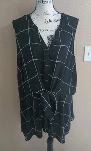 Blusa Torrid negra blanca sin mangas con botones talla 4/4X z26 - Imagen 1 de 13