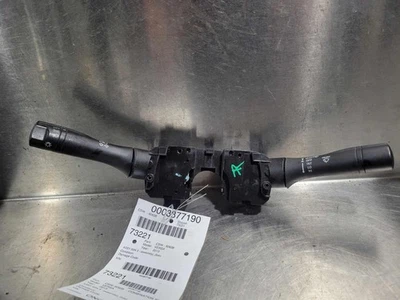 Interruptor combinado 12 13 14 15 16 17 NISSAN VERSA Foto 1 de 2