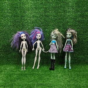 Monster High Doll lot of 4 Clothed & Nude accessories boots earrings dress 
