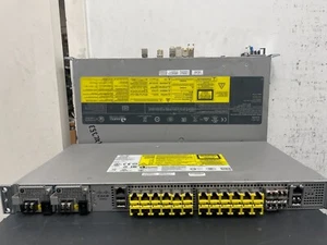 Cisco ASR-920-24SZ-M mit ASR920-24G-4-10G Lizenz und 24xGLC-TE und 4xTransceiver - Bild 1 von 4