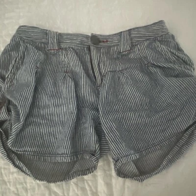 Pantalones cortos informales a rayas Free People de algodón blanco roto/azul para mujer talla 4 Foto 1 de 4