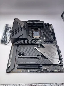 ASUS ROG MAXIMUS XIII HERO INTEL Z590 LGA1200 Support 11th Gen/10th Core CPU - Picture 1 of 6