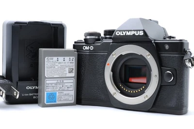 Mint Olympus OM-D E-M10 Mark II Digital Camera Black Body Shutter Count 5272 - image 1 of 4