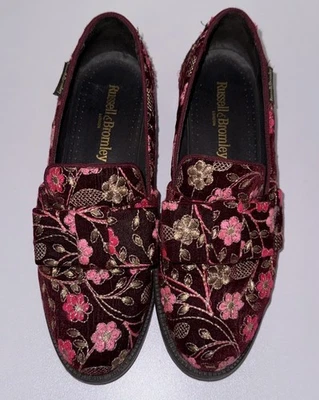 Gorgeous Russell & Bromley Albert Bordeaux Tapestry Bow Loafers 6.5/39.5  - Image 1 of 4