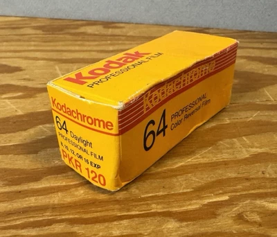 Película de reversión de color profesional Kodak Kodachrome 64 PKR 120 caduca sello 07/1990 Foto 1 de 4