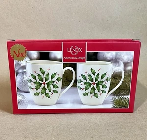 Lenox SET OF 2 Holiday Mugs 14 oz. w/ Box Christmas Holly Berries BRAND NEW! - Picture 1 of 12