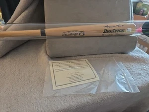 Willie Mays Signed Rawlings Adirondack Pro Model Mini Bat AUTO w/ Sticker - Picture 1 of 7