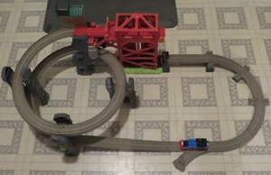 Thomas & Friends Trackmaster Motorized Train THOMAS AT THE ABANDONED MINE Set - Picture 1 of 15