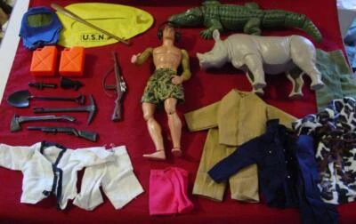 Lote BIG JIM Mattel años 70 - Cámper con muñeca y rinoceronte, cocodrilo + muchos accesorios Foto 1 de 4