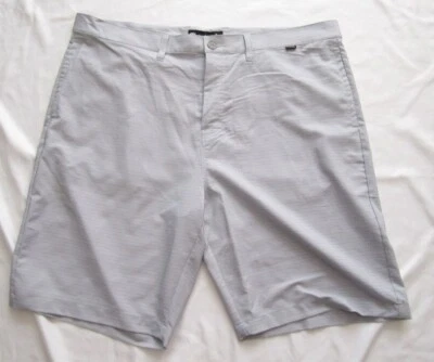 Men Travis Mathew Polyester Stripe Golf Shorts Sz 40 (MP224) - Image 1 of 4