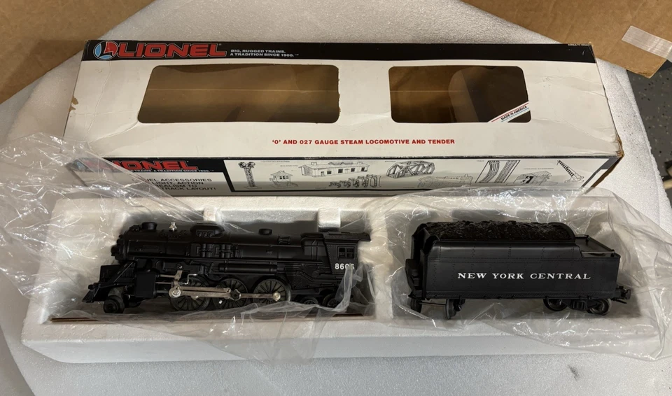 Lionel 6- 18606 O Gauge New York Central 2-6-4 Steam Locomotive-1989 NIB - Image 1 of 4