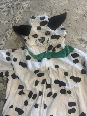 Spirit Halloween Adulto Dálmata Unión Traje Perro Disfraz Talla Única Se Adapta a la mayoría Foto 1 de 4