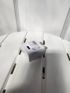 Samsung Travel Adapter Plug EP-TA20UWE (for UK) - Picture 1 of 5