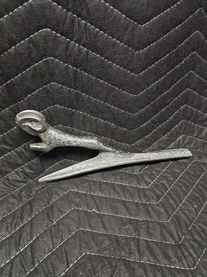 VINTAGE ORIGINAL 1938 Dodge HOOD RAM ORNAMENT 768944 - Image 1 of 4