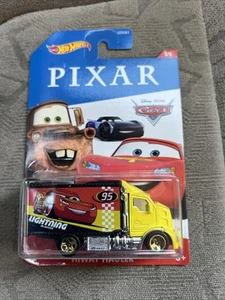 New 2020 HOT WHEELS DISNEY PIXAR CARS! Hiway Hauler! WALMART EXCLUSIVE! #W1 - Picture 1 of 7