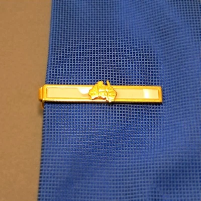 State of Michigan, USA Vintage tie clip, stainless steel gold plate MOP LL-180 - Image 1 of 4