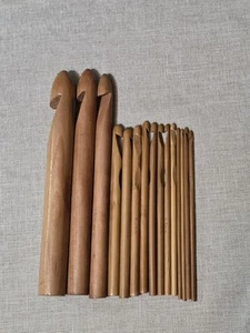 Wooden Crochet Hooks. New, Never Used. Large Range Of Sizes - Picture 1 of 10
