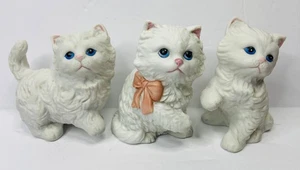 Vintage 1428 1413 Homco White Persian Cats Kitten Blue Eyes Porcelain Figurine - Picture 1 of 9