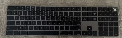 Apple A1843 Wireless Bluetooth Magic Keyboard With Numeric Keypad BLACK - Image 1 of 2