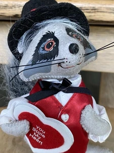 Muñeca Annalee Raccoon You Stole My Heart 2010 75 aniversario amor de San Valentín 7" - Imagen 1 de 10