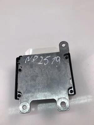 NP2519 NISSAN Control Unit 988204EH0C - Image 1 of 4