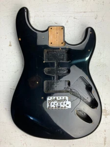 DAMAGED 80s E-serial Fender Japan ST electric guitar body (Black) - Foto 1 di 16