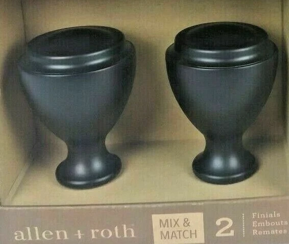 Acabados de barra de cortina de aluminio con acabado negro mate Allen + Roth FSI 1908 MBLK Foto 1 de 1