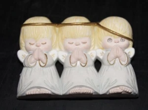 Brooch Angel Christmas vintage. 3 Angels with halos. - Picture 1 of 2