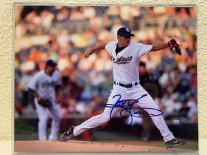 Jake Peavy Signed San Diego Padres 8x10 Photo - Picture 1 of 3