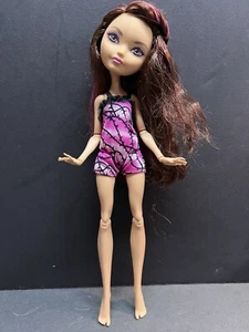 Mattel - Ever After High Doll - Getting Fairest - Briar Beauty - 2013 - Picture 1 of 5