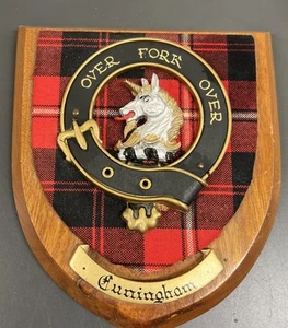 Cunningham Wall Crest - Picture 1 of 3
