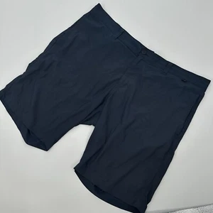 Travis Mathew Blue Micro Stripe Golf Casual Shorts Sz 40 - Picture 1 of 3