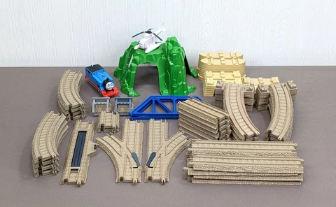 2006 Thomas Trackmaster Tidmouth Sheds Add Ons Harold Tracks Motorized Thomas Cover
