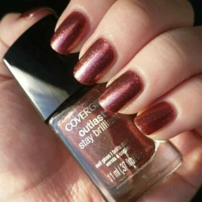 Brillo de uñas Covergirl Outlast Stay brillante #315 rubíes atemporales - NUEVO Foto 1 de 2