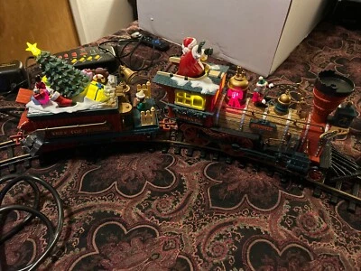 New Bright Holiday Express SANTA FE LOCOMOTIVE ENGINE & TREE TOP TENDER READ #1 - Image 1 of 4