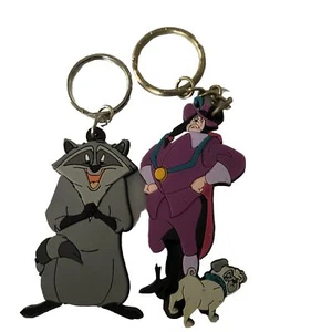Vintage Disney Pocahontas Schlüsselanhänger Meeko Waschbär Schlüsselring John Ratcliffe Gummi - Bild 1 von 5