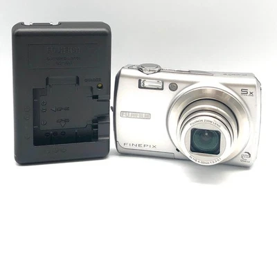 FujiFilm FinePix F100fd 12.0 MegaPixels Silver Compact Digital Camera From Japan - Image 1 of 4