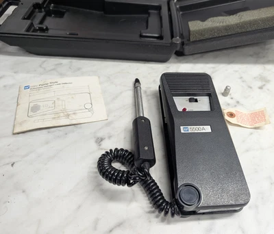 TIF 5500 A Battery Pump Style Automatic Halogen Leak Detector With Case - Image 1 of 4