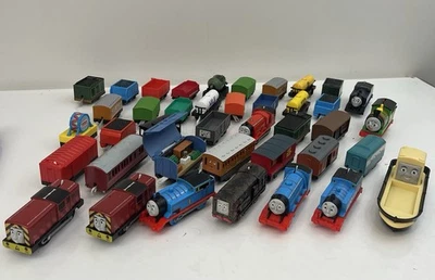 Thomas the Train Thomas and Friends Trackmaster Motorized Train Lot 41 Items - Image 1 of 4