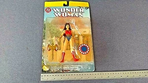 VINTAGE DC DIRECT WONDER WOMAN FULLY POSABLE ACTION FIGURE, NEW. - Picture 1 of 4