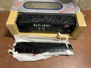 VINTAGE WILLIAMS 181457 CB&Q BURLINGTON QUAD HOPPER W/COVER/COAL LOAD O SCALE - Picture 1 of 14