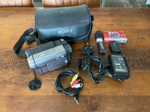 Sony DCR-TRV270E Digital Handycam 8mm Tape Video Camera Recorder 990x Zoom - Picture 1 of 18