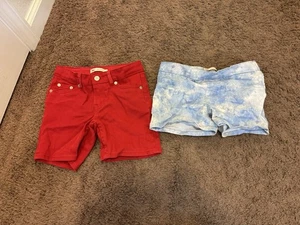Levis Girls Denim Shorts LOT OF 2 Midi Short Red Blue Stretch 10 12 - Picture 1 of 7