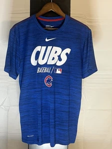 Blue Nike Dri-Fit Chicago Cubs MLB Baseball Short Sleeve T-Shirt Men Size Medium - Picture 1 of 5