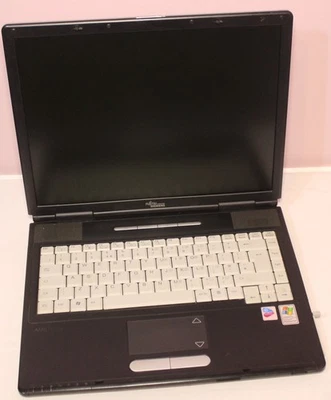 Fujitsu Siemens Amilo Pro V2020 Pentium Windows XP Pro Laptop with 512mb Ram - Image 1 of 4
