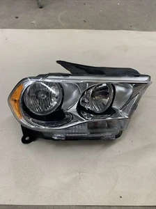 14 15 16 17 18 19 Dodge Durango OEM Headlight Assembly Passenger Right Halogen - Picture 1 of 12